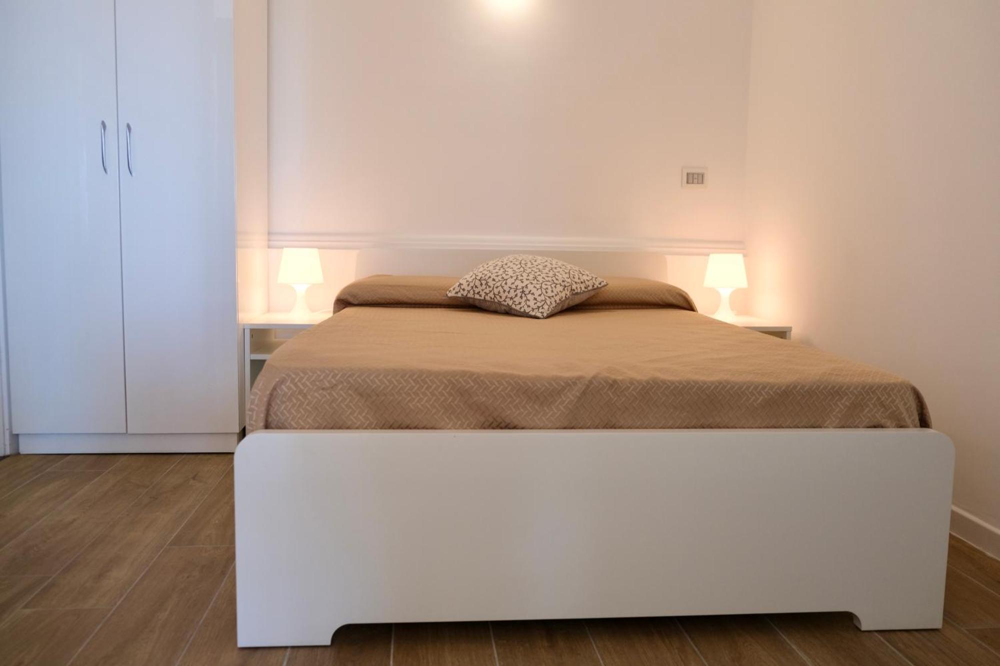 Sunshine Apartment Taormina Buitenkant foto